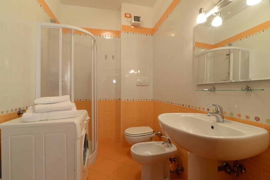 Padovaresidence Apartments - Tra Piazza Delle Erbe E Il Duomo Ruang foto
